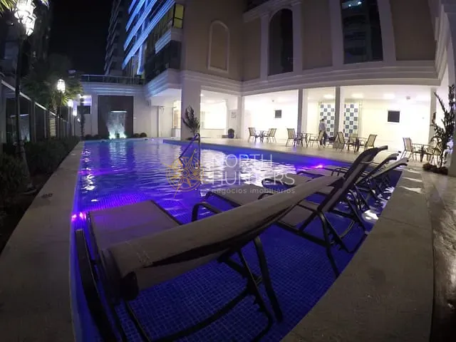 Cobertura / Penthouse com 340m² 4 quartos e 5 banheiros, à venda, no bairro Meia Praia em Itapema