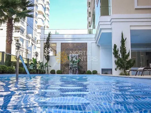 Cobertura / Penthouse com 340m² 4 quartos e 5 banheiros, à venda, no bairro Meia Praia em Itapema