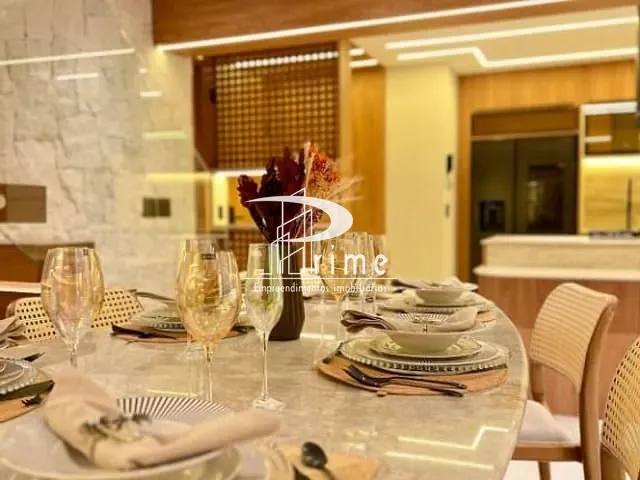 Cobertura / Penthouse com 250m² 3 quartos e 5 banheiros, à venda, no bairro Camboinhas em Niterói