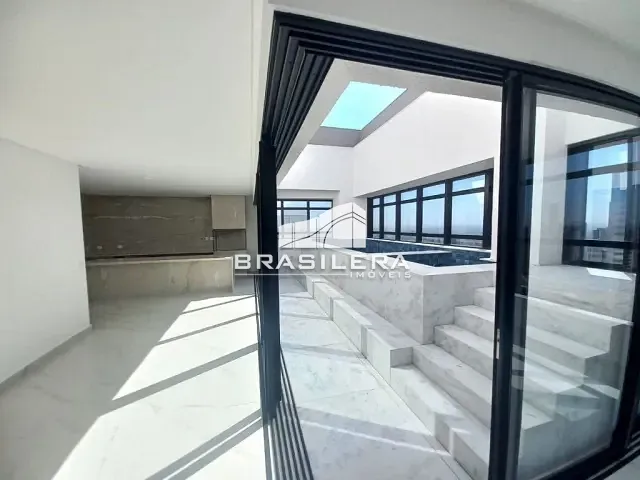 Cobertura / Penthouse com 404m² 4 quartos e 6 banheiros, à venda, no bairro Setor Bueno em Goiânia