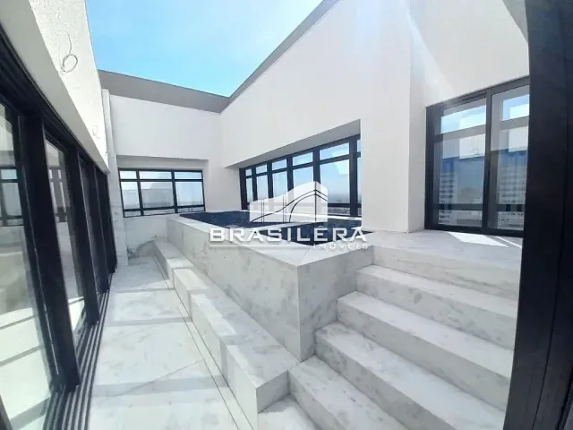 Cobertura / Penthouse com 404m² 4 quartos e 6 banheiros, à venda, no bairro Setor Bueno em Goiânia