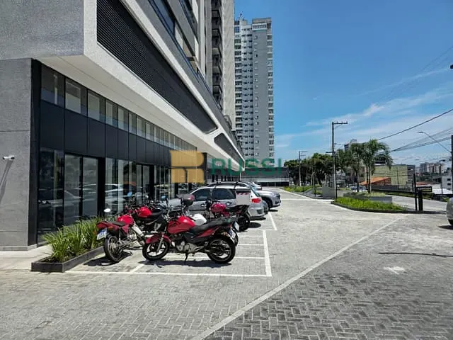 Cobertura / Penthouse 3 quartos e 3 banheiros, à venda, no bairro Jardim Satélite em São José dos Campos