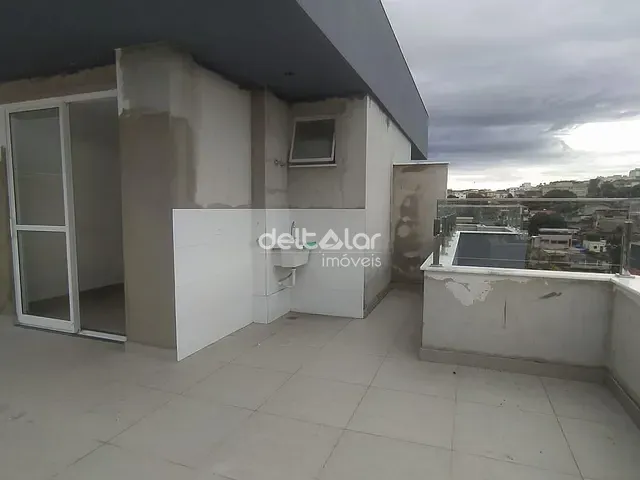 Cobertura / Penthouse com 100m² 2 quartos e 3 banheiros, à venda, no bairro Santa Mônica em Belo Horizonte