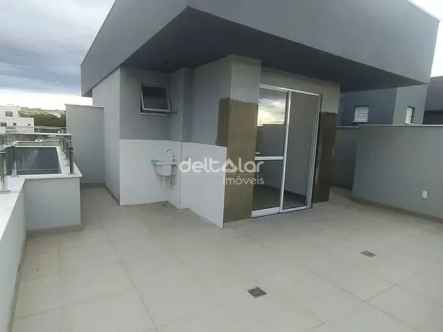 Cobertura / Penthouse com 100m² 2 quartos e 3 banheiros, à venda, no bairro Santa Mônica em Belo Horizonte