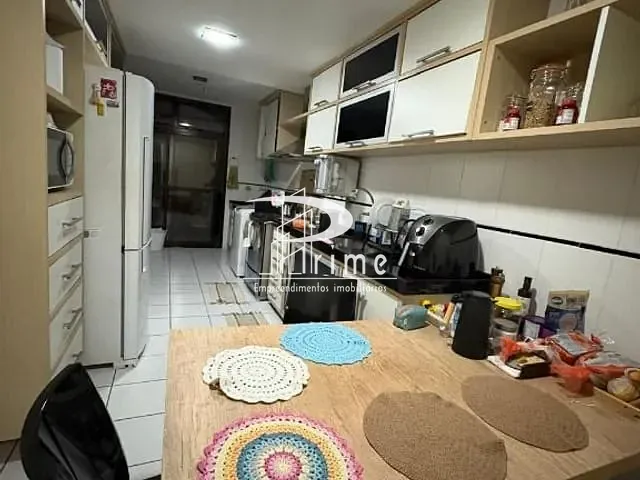 Cobertura / Penthouse com 252m² 4 quartos e 5 banheiros, à venda, no bairro Piratininga em Niterói