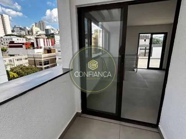 Cobertura / Penthouse com 140m² 3 quartos e 4 banheiros, à venda, no bairro Santo Antônio em Belo Horizonte