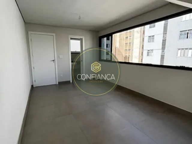 Cobertura / Penthouse com 140m² 3 quartos e 4 banheiros, à venda, no bairro Santo Antônio em Belo Horizonte