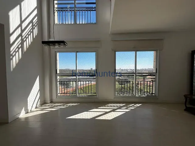 Cobertura / Penthouse 4 quartos e 6 banheiros, à venda ou para alugar, no bairro Vila Brandina em Campinas