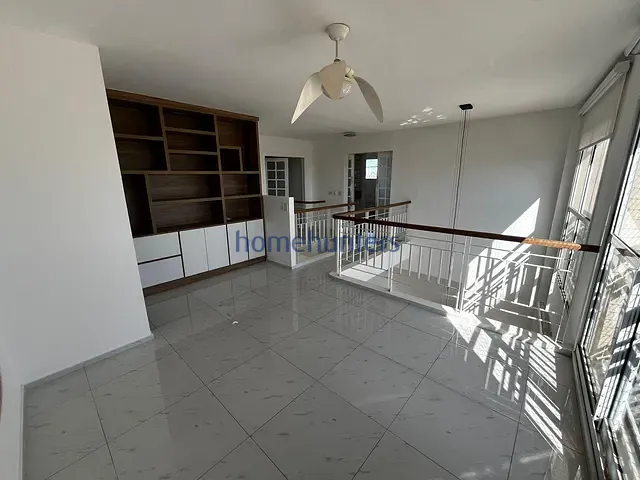 Cobertura / Penthouse 4 quartos e 6 banheiros, à venda ou para alugar, no bairro Vila Brandina em Campinas