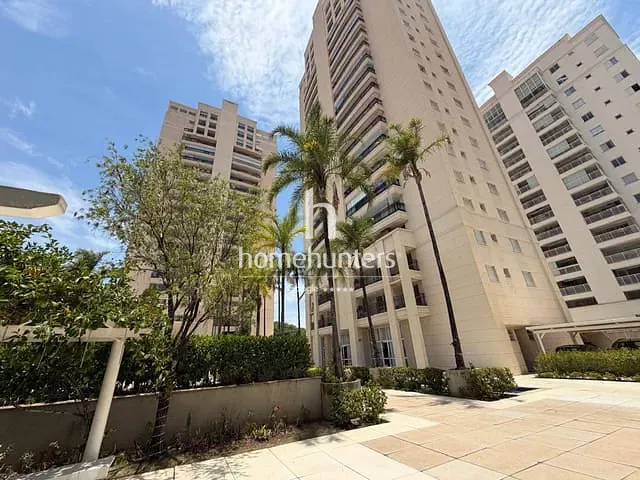 Cobertura / Penthouse 4 quartos e 6 banheiros, à venda ou para alugar, no bairro Vila Brandina em Campinas
