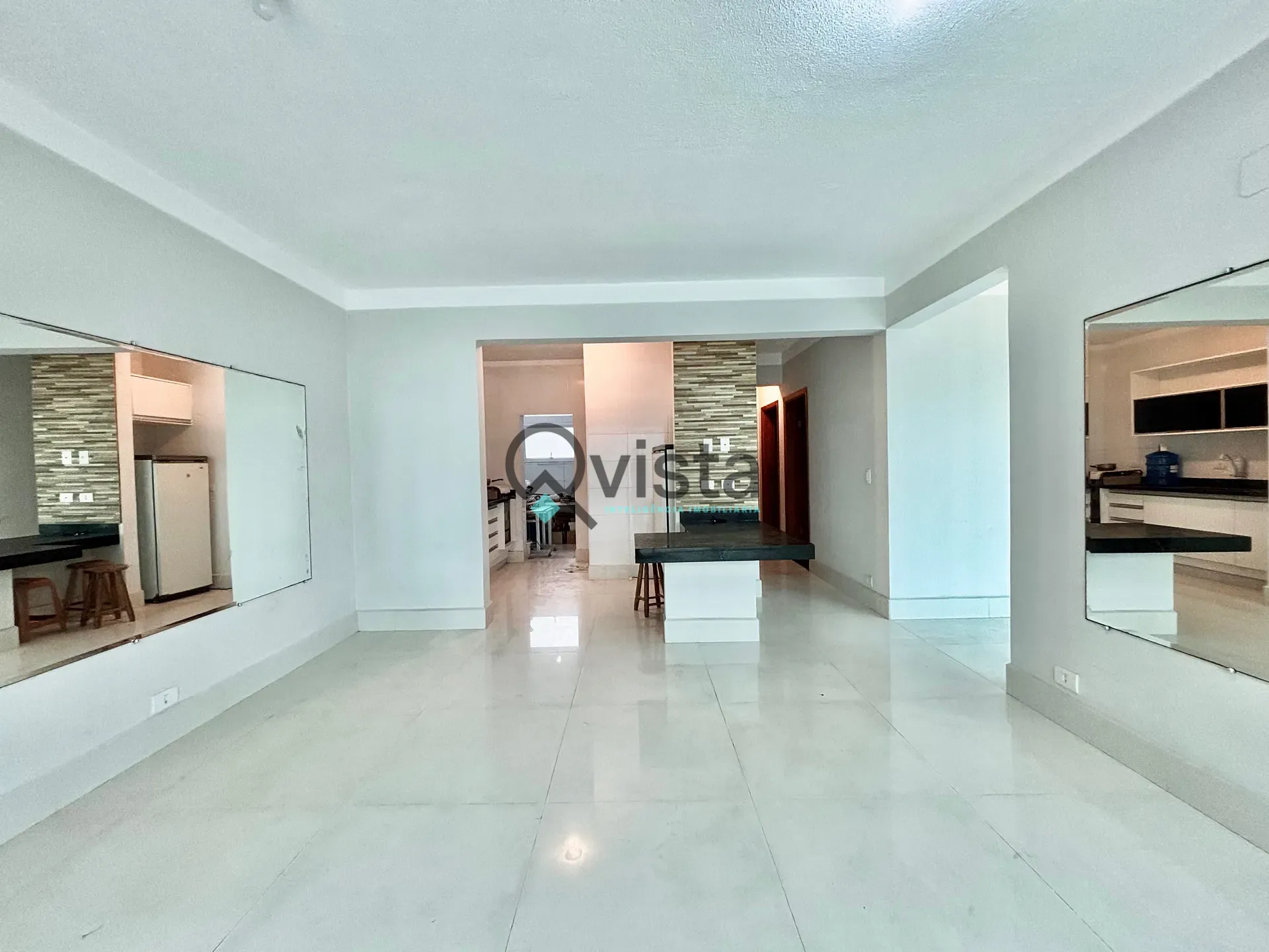Cobertura, 3 quartos, 249 m² - Foto 2