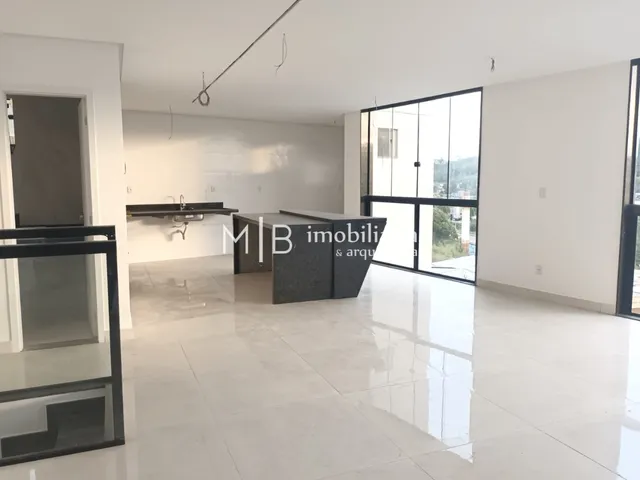 Cobertura / Penthouse 3 quartos e 2 banheiros, à venda, no bairro Bela Vista em Cataguases