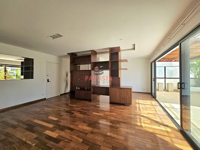 Cobertura / Penthouse 1 quarto e 3 banheiros, à venda, no bairro Vila Olímpia em São Paulo