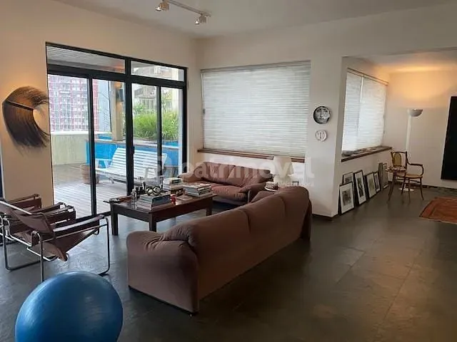 Cobertura / Penthouse com 477m² 3 quartos e 1 banheiro, à venda, no bairro Lagoa em Rio de Janeiro