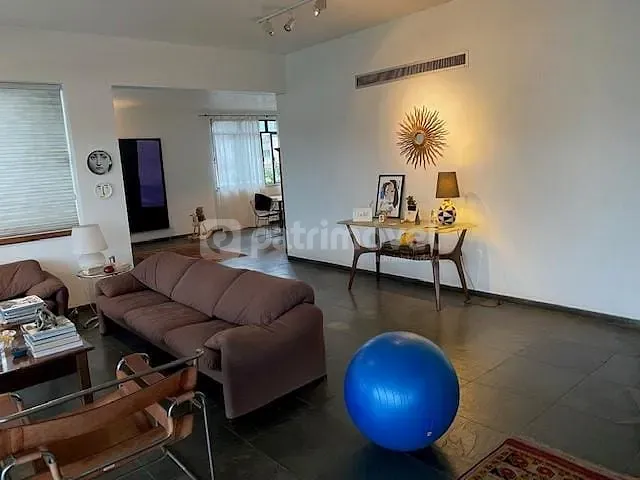 Cobertura / Penthouse com 477m² 3 quartos e 1 banheiro, à venda, no bairro Lagoa em Rio de Janeiro