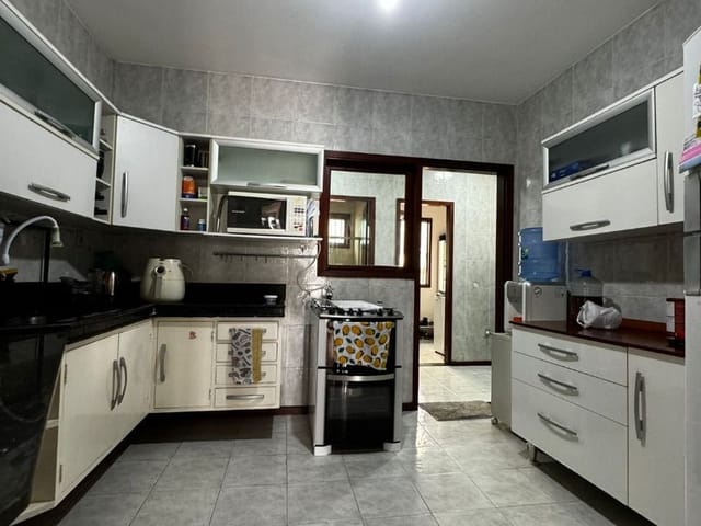 Cobertura / Penthouse 4 quartos e 3 banheiros, à venda, no bairro Praia do Pecado em Macaé
