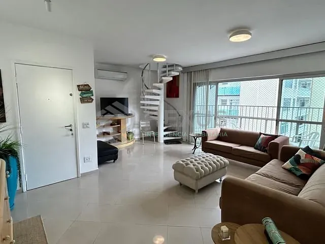 Cobertura / Penthouse com 275m² 4 quartos e 4 banheiros, à venda, no bairro Pitangueiras em Guarujá