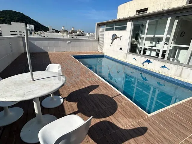 Cobertura / Penthouse com 275m² 4 quartos e 4 banheiros, à venda, no bairro Pitangueiras em Guarujá