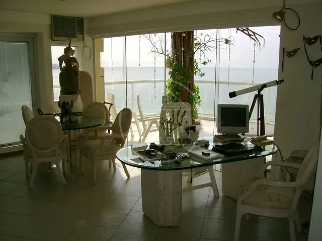 Cobertura / Penthouse com 400m², à venda, no bairro Centro em Guarujá