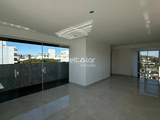 Cobertura / Penthouse com 250m² 4 quartos e 4 banheiros, à venda, no bairro Liberdade em Belo Horizonte