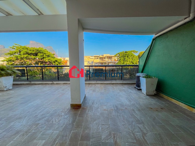 Cobertura / Penthouse 3 quartos e 3 banheiros, à venda, no bairro Barra da Tijuca em Rio de Janeiro