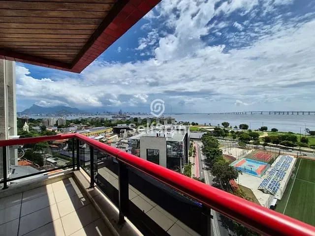 Cobertura / Penthouse 3 quartos e 3 banheiros, para alugar, no bairro Centro em Niterói