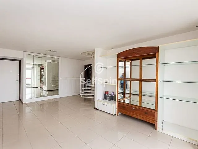 Cobertura / Penthouse 3 quartos e 3 banheiros, para alugar, no bairro Centro em Niterói