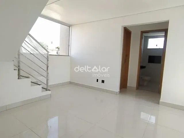 Cobertura / Penthouse com 88m² 2 quartos e 1 banheiro, à venda, no bairro Santa Mônica em Belo Horizonte