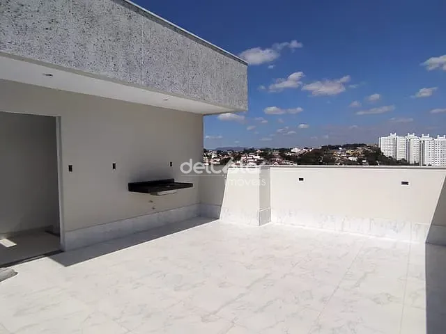 Cobertura / Penthouse com 88m² 2 quartos e 1 banheiro, à venda, no bairro Santa Mônica em Belo Horizonte
