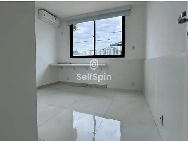 Cobertura / Penthouse com 187m² 3 quartos e 3 banheiros, para alugar, no bairro Icaraí em Niterói