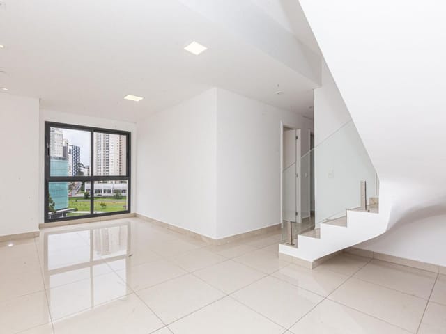 Cobertura / Penthouse 3 quartos e 3 banheiros, à venda, no bairro Jardim Botânico em Curitiba