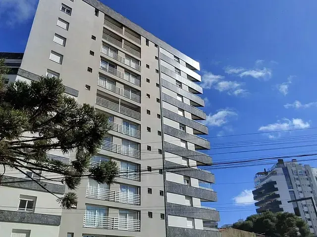 Cobertura / Penthouse 3 quartos e 2 banheiros, à venda, no bairro Medianeira em Caxias do Sul