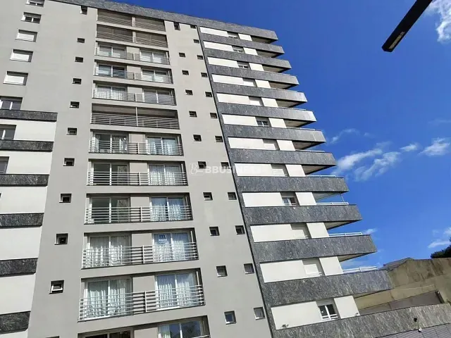Cobertura / Penthouse 3 quartos e 2 banheiros, à venda, no bairro Medianeira em Caxias do Sul