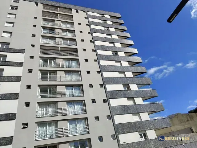 Cobertura / Penthouse 3 quartos e 2 banheiros, à venda, no bairro Medianeira em Caxias do Sul