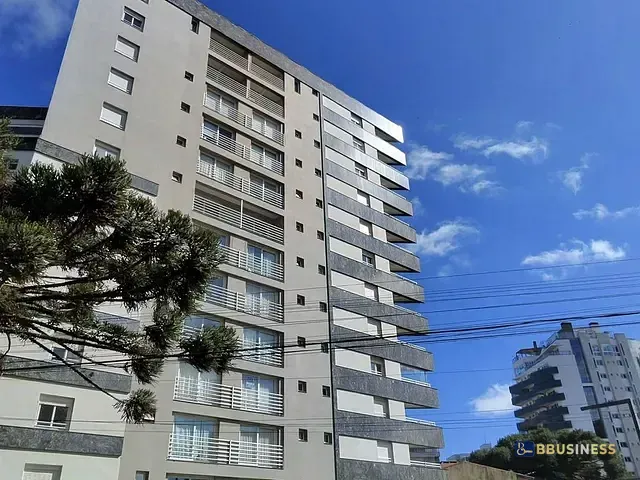 Cobertura / Penthouse 3 quartos e 2 banheiros, à venda, no bairro Medianeira em Caxias do Sul