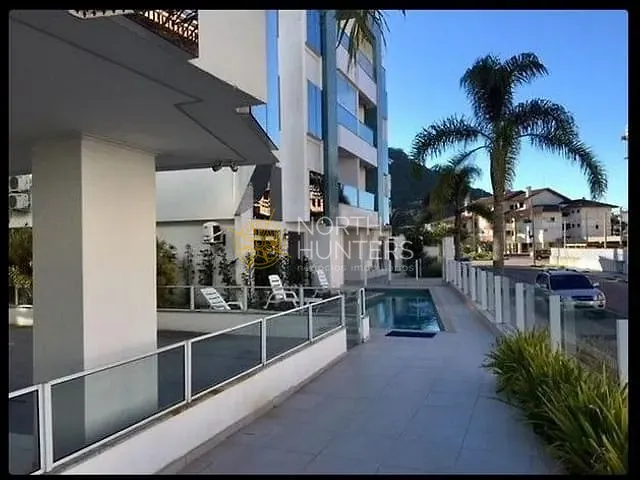 Cobertura / Penthouse com 200m² 2 quartos e 2 banheiros, à venda, no bairro Ingleses do Rio Vermelho em Florianópolis