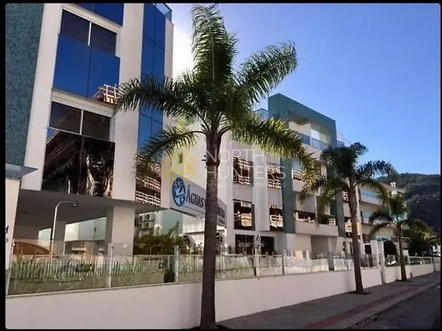 Cobertura / Penthouse com 200m² 2 quartos e 2 banheiros, à venda, no bairro Ingleses do Rio Vermelho em Florianópolis