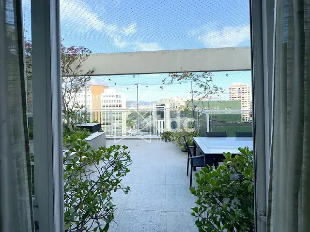 Cobertura / Penthouse com 130m² 1 quarto e 1 banheiro, à venda, no bairro Barra da Tijuca em Rio de Janeiro