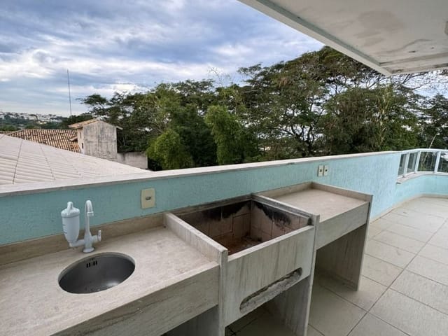 Cobertura / Penthouse com 288m² 2 quartos e 2 banheiros, à venda ou para alugar, no bairro Lagoa em Macaé