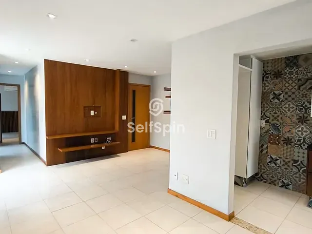 Cobertura / Penthouse 3 quartos e 3 banheiros, para alugar, no bairro Santa Rosa em Niterói
