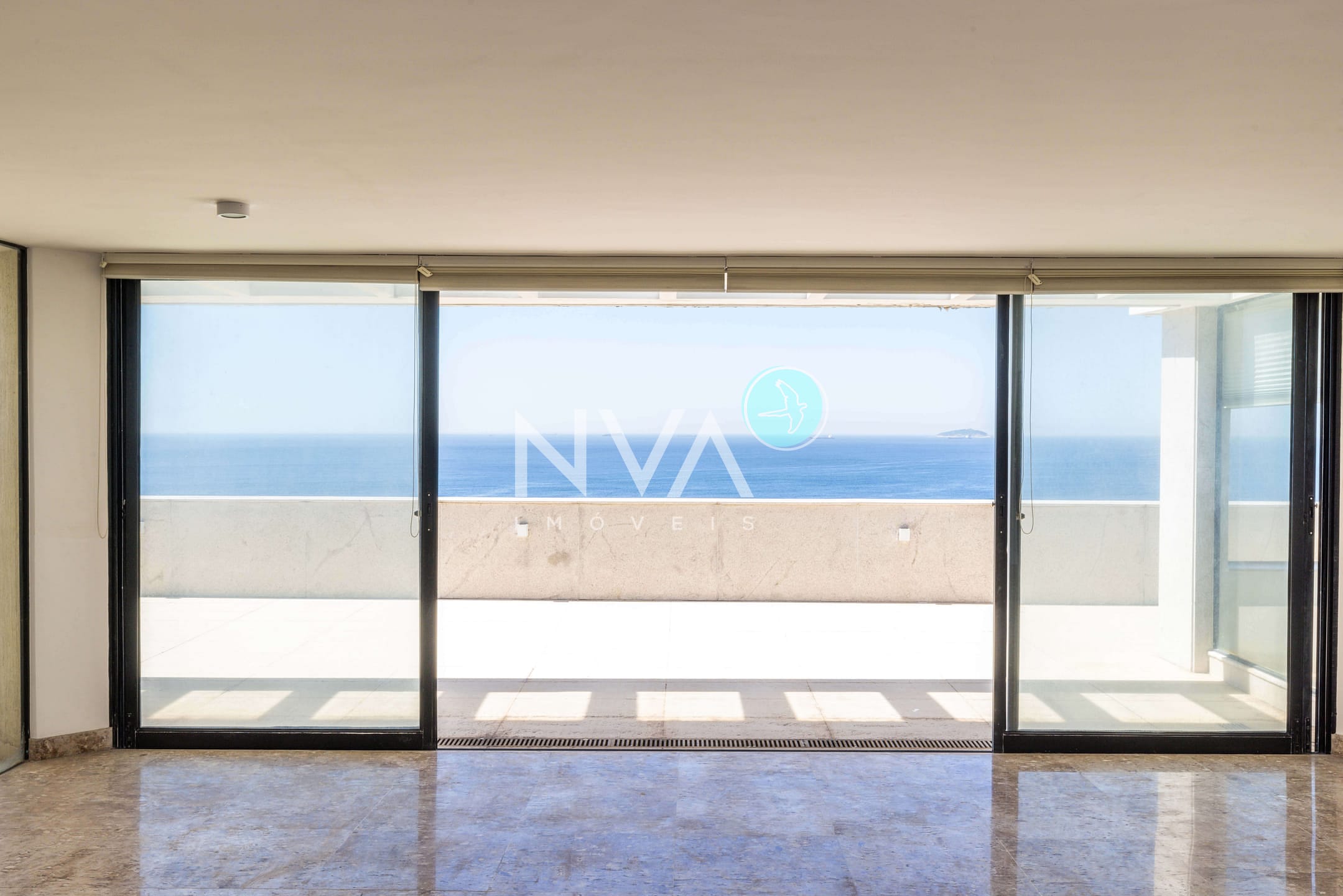 Cobertura para alugar com 3 quartos, 653m² - Foto 1