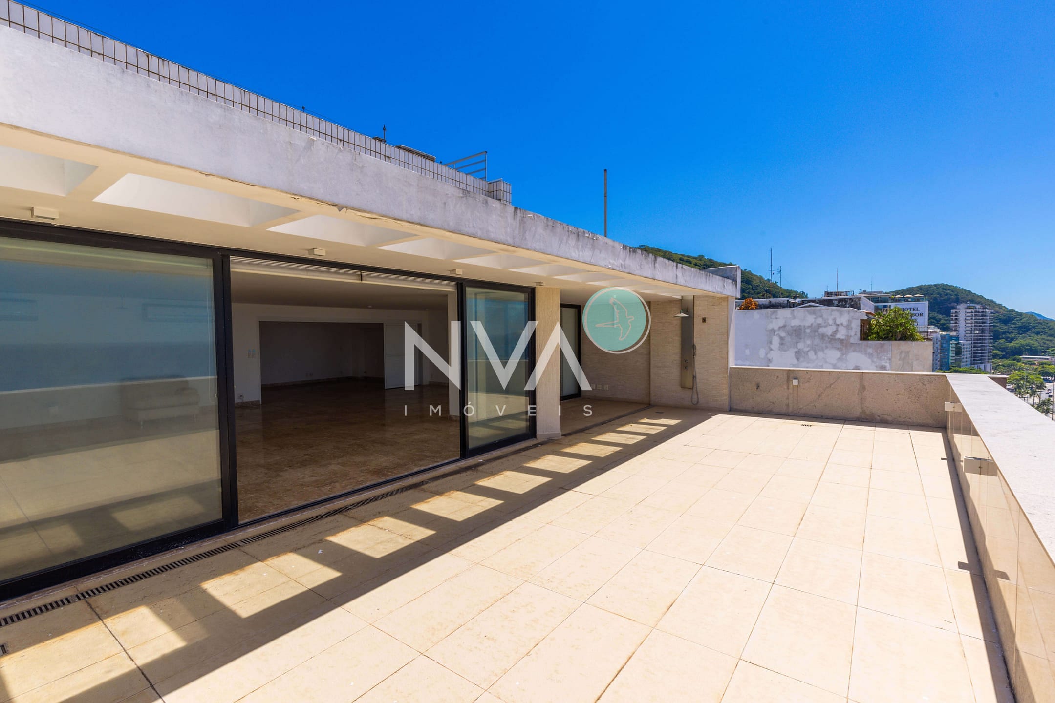 Cobertura para alugar com 3 quartos, 653m² - Foto 18