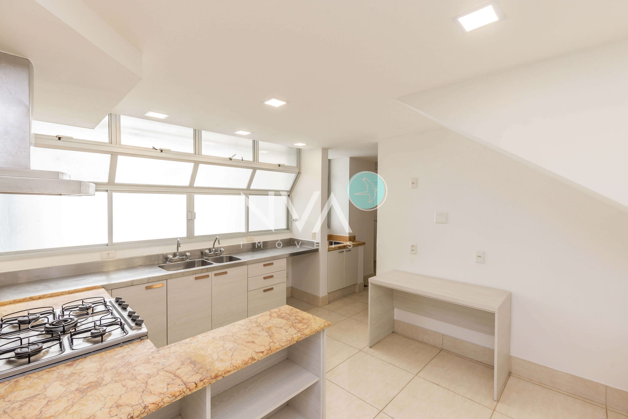 Cobertura para alugar com 3 quartos, 653m² - Foto 26