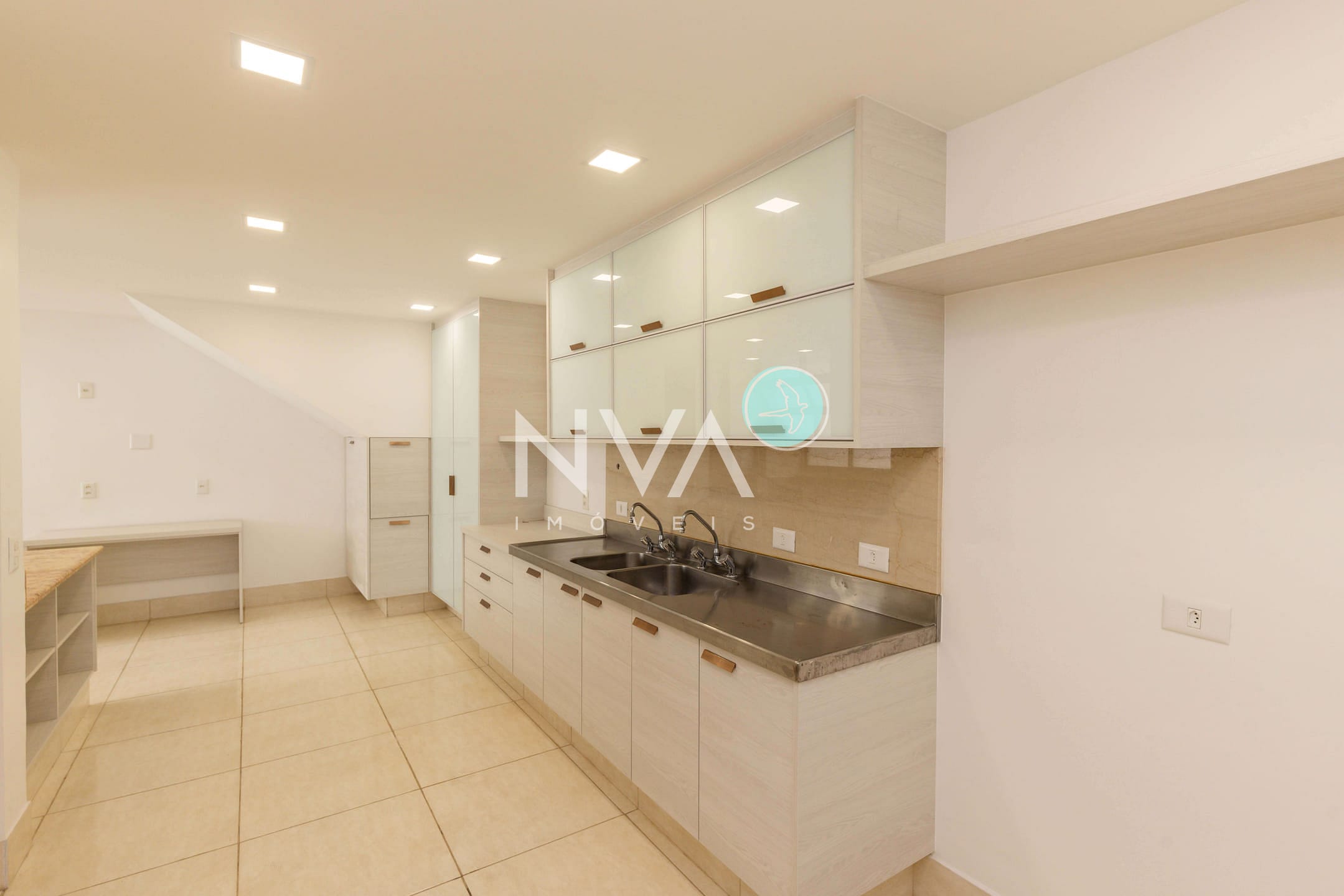 Cobertura para alugar com 3 quartos, 653m² - Foto 27