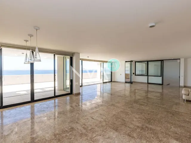 Cobertura / Penthouse com 653m² 3 quartos e 6 banheiros, para alugar, no bairro Copacabana em Rio de Janeiro