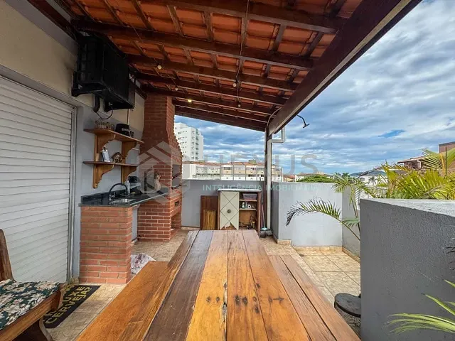 Cobertura / Penthouse 2 quartos e 2 banheiros, à venda, no bairro Tombo em Guarujá