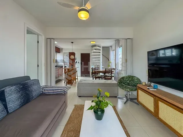 Cobertura / Penthouse 2 quartos e 2 banheiros, à venda, no bairro Tombo em Guarujá