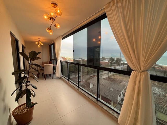 Cobertura / Penthouse com 172m² 3 quartos e 3 banheiros, à venda, no bairro Costazul em Rio das Ostras
