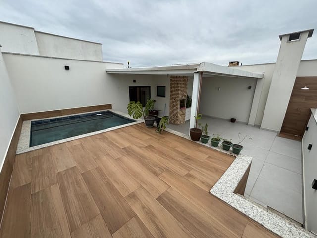 Cobertura / Penthouse com 172m² 3 quartos e 3 banheiros, à venda, no bairro Costazul em Rio das Ostras