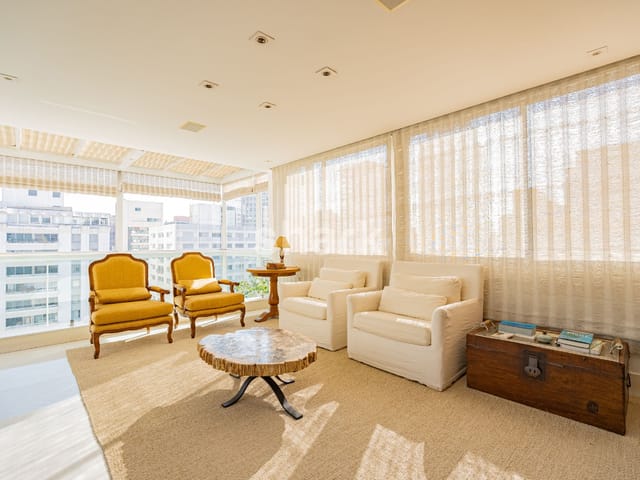 Cobertura / Penthouse com 410m² 3 quartos e 4 banheiros, à venda ou para alugar, no bairro Itaim Bibi em São Paulo